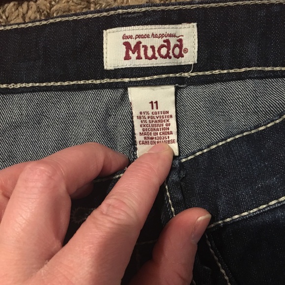 Jeans - Picture 2 of 3